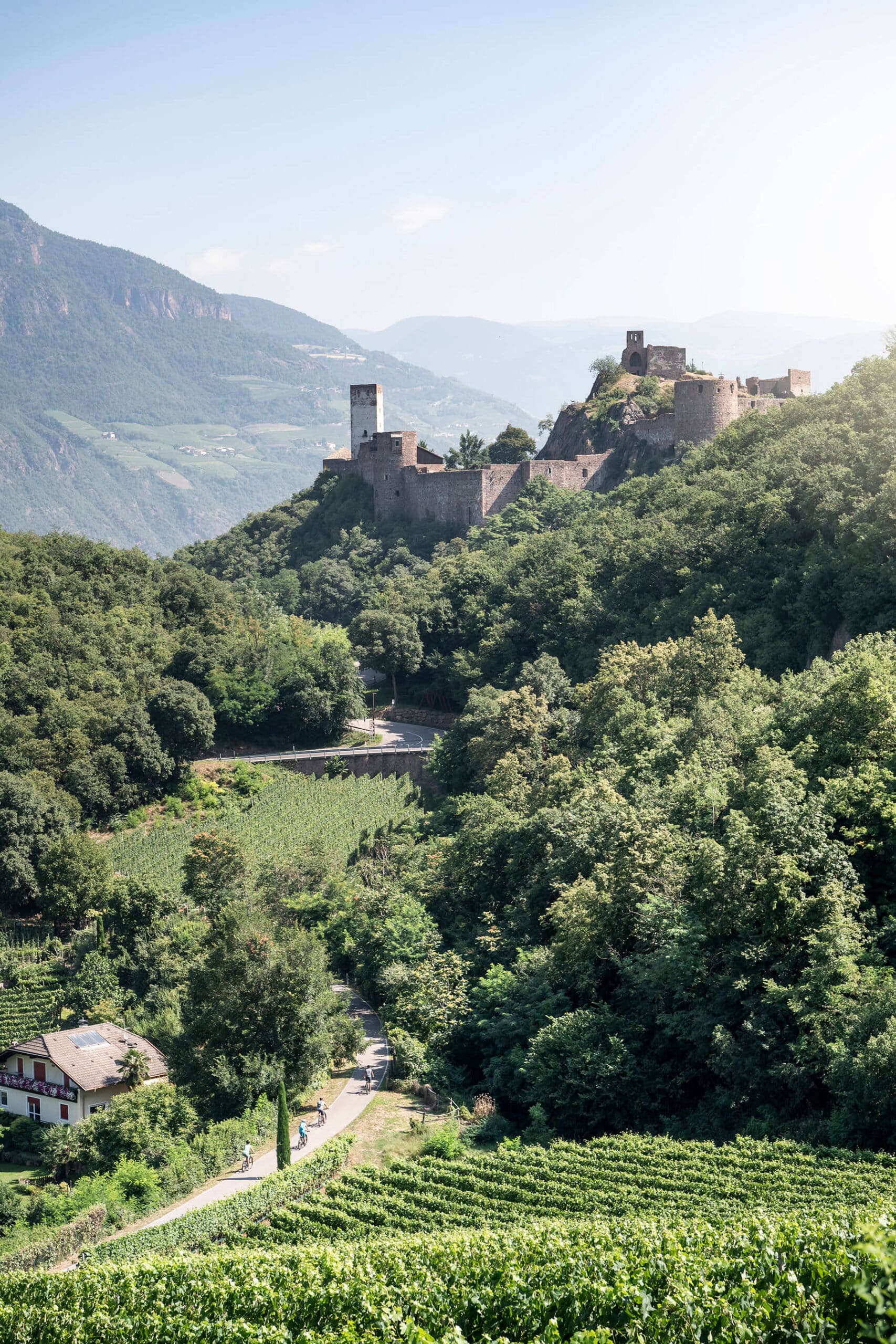 Urlaub in den Dolomiten in Südtirol Ganischgerhof Schloss Siegmundskron- Fotocredit: IDM