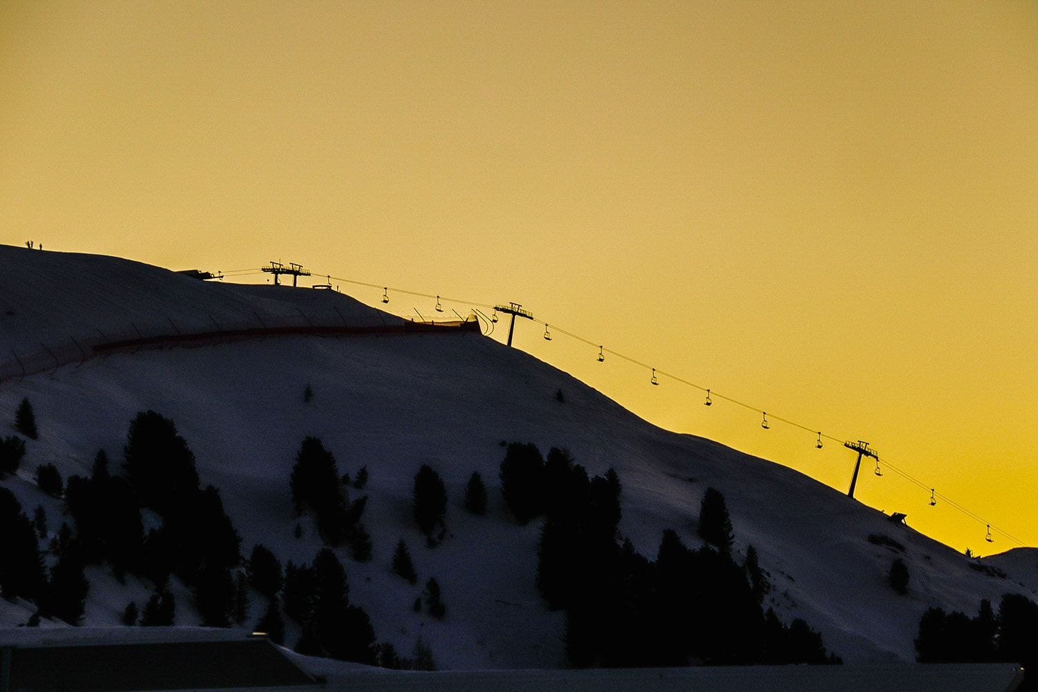 Für Frühaufsteher - Early Morning Skiing in den Dolomiten