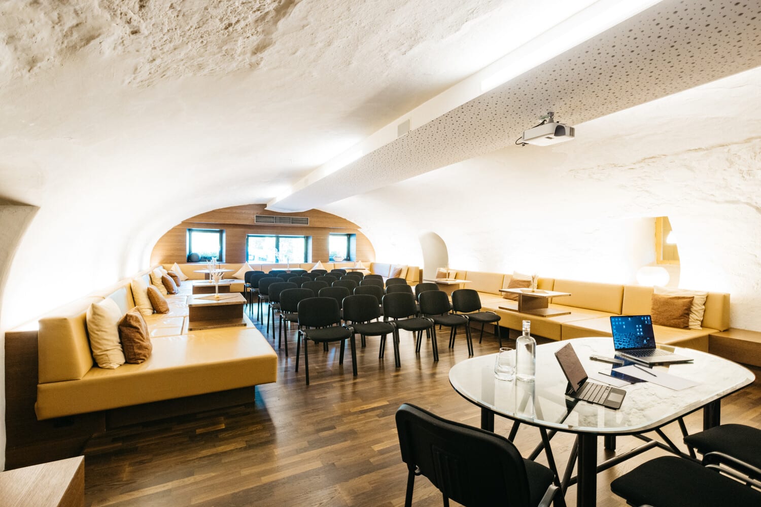 Meetingroom Incentive Travel Events Ganischgerhof Dolomiten