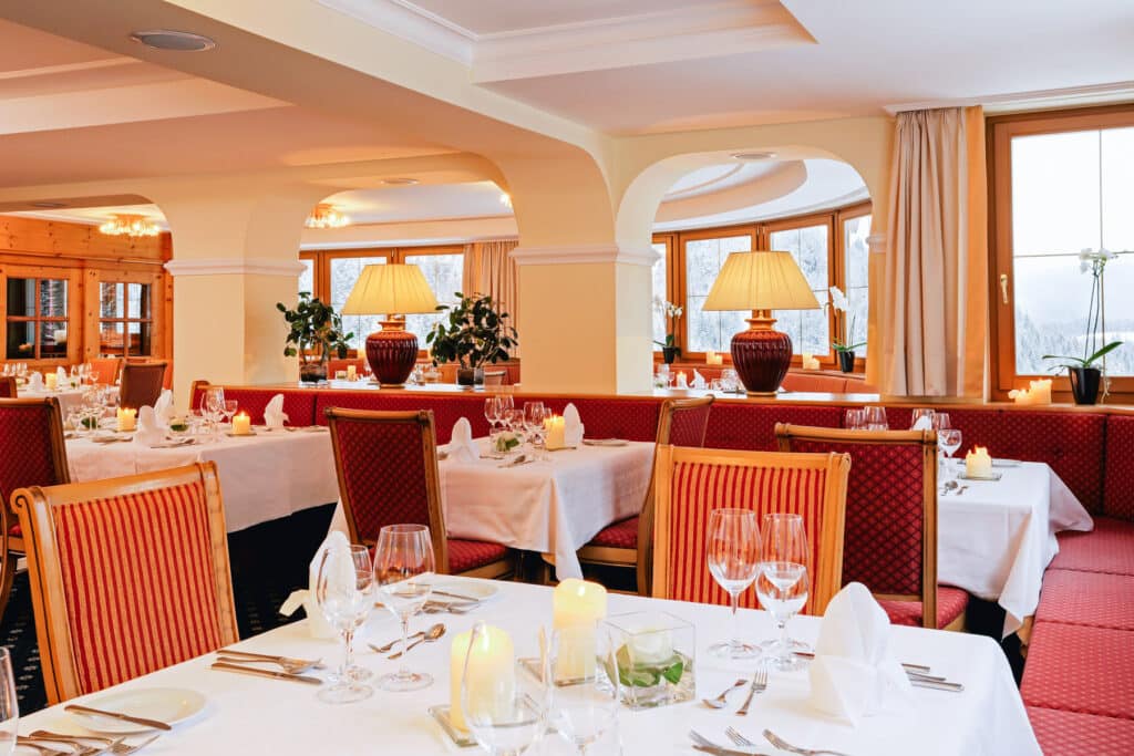 Urlaubsparadies Eggental, Hotel Ganischgerhof in den Dolomiten - Paradiso vacanze Val d'Ega, Hotel Ganischgerhof nelle Dolomiti - Holiday paradise Eggental Valley, Hotel Ganischgerhof in the Dolomites