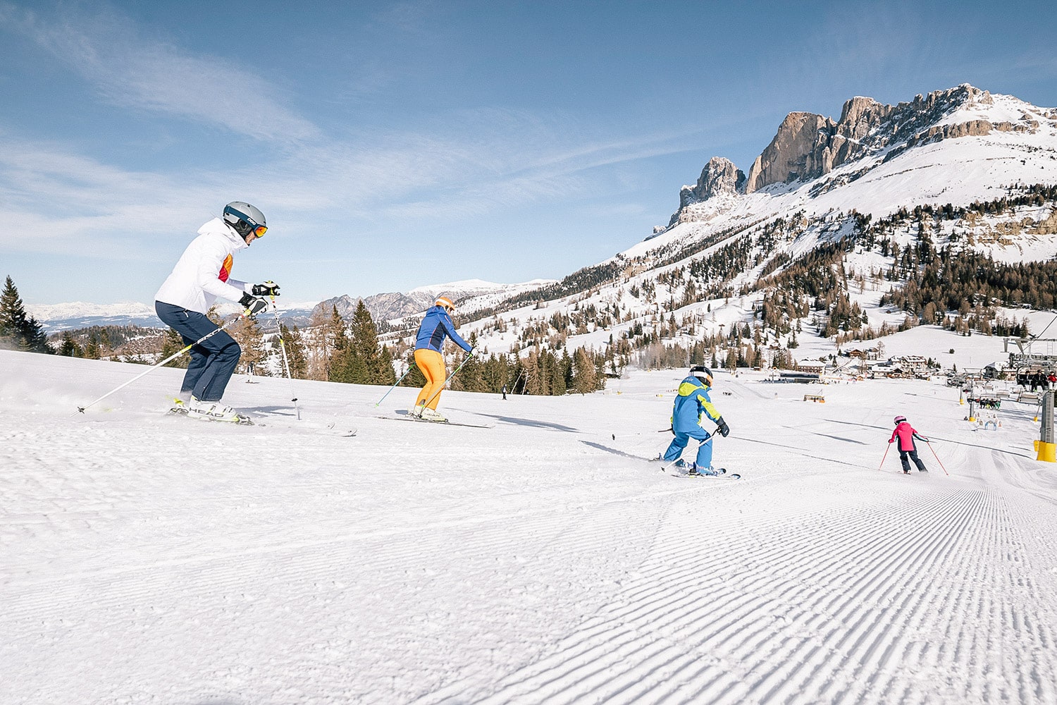 Winter & Ski days in our family friendly hotel | Dolomites Photo: IDM Alex Filz