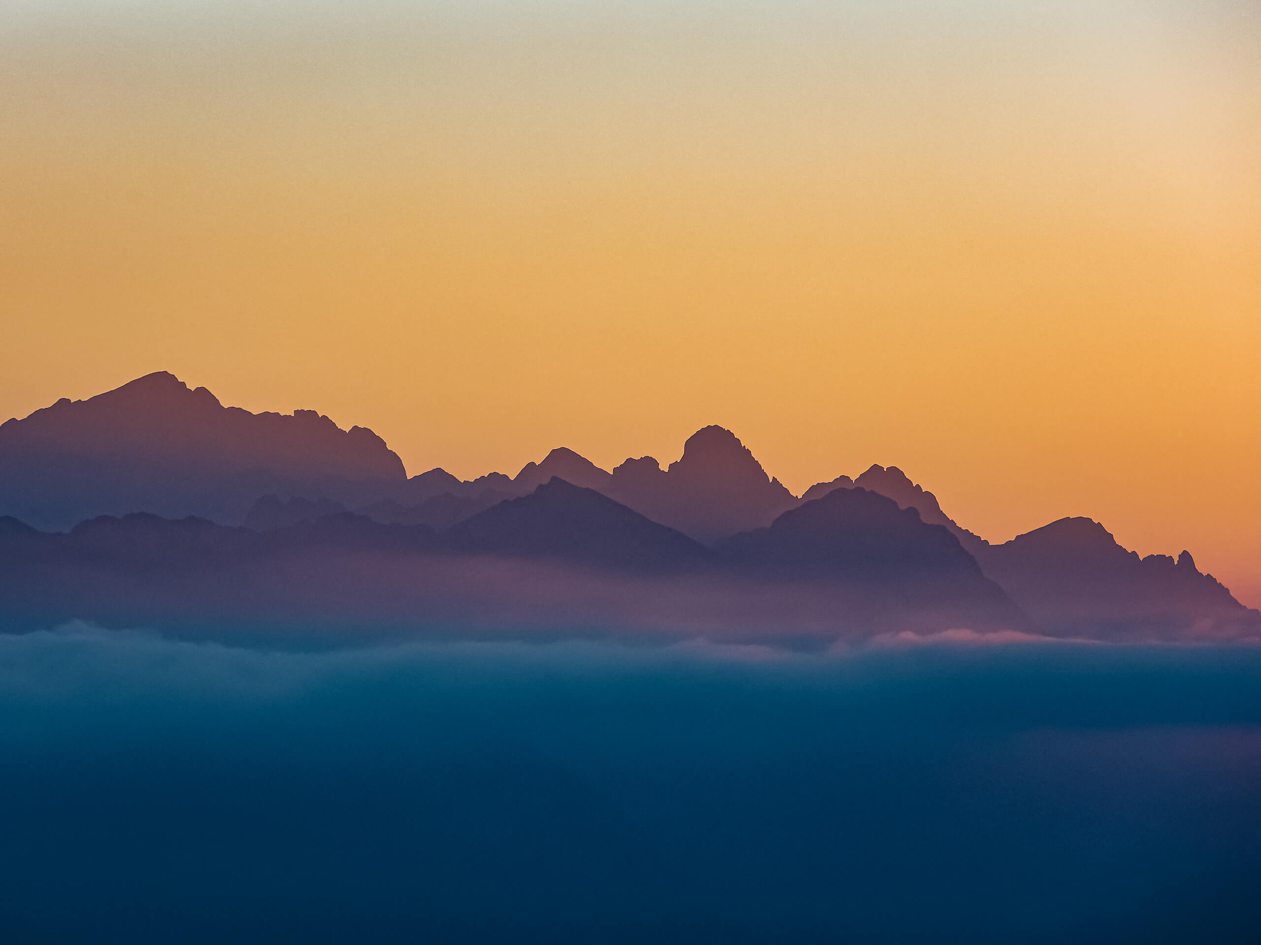 Ganis Experiences Dolomiti Escursione all'Alba nelle Dolomiti