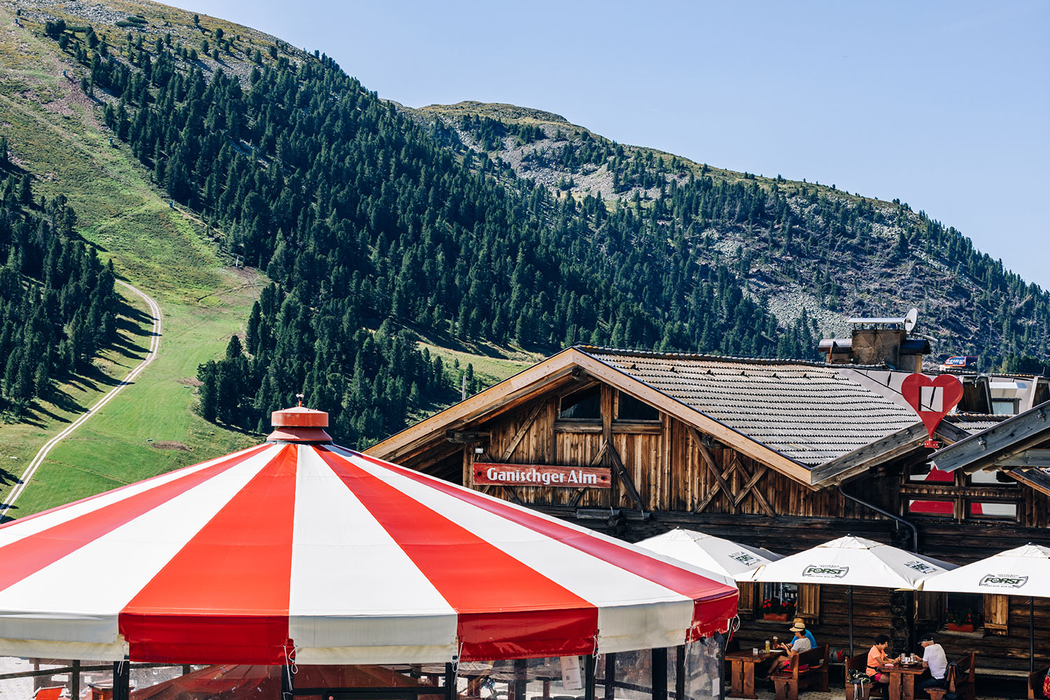 Après-Ski Ganischgeralm in Obereggen | Südtirol | Dolomiten