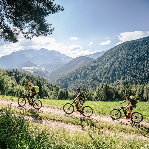 Herbsturlaub in Südtirol in den Dolomiten - E-Bike Eggental