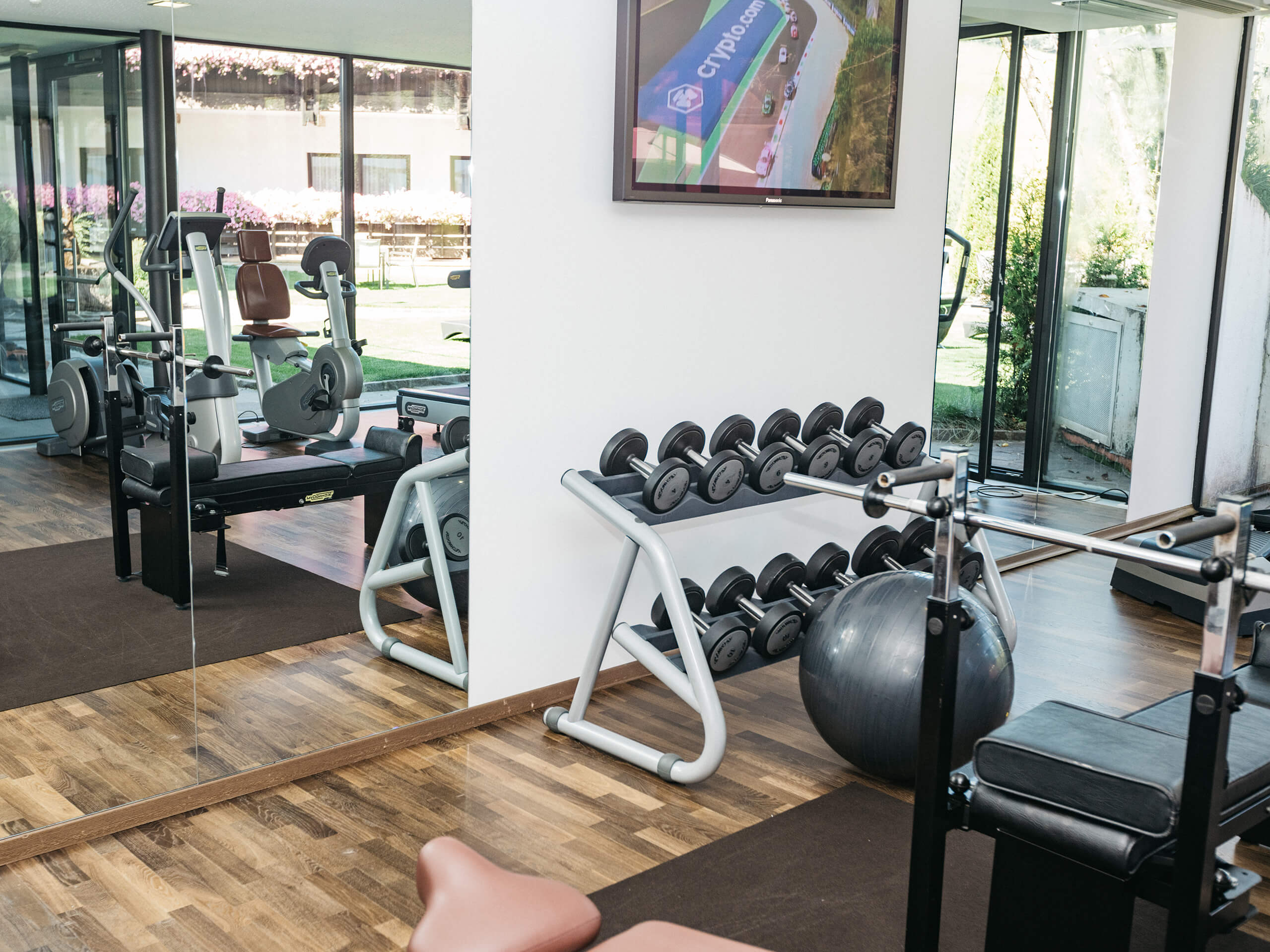 Palestra moderna con attrezzi vari al nuovo Ganis Resort nelle Dolomiti